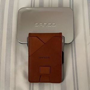 M1 Maverick Single Pocket Bifold Wallet